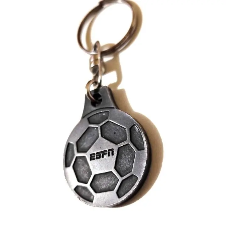 Llavero Espn Fc Pelota de Futbol Metal Balon Gris 4cms Gris Oscuro usado