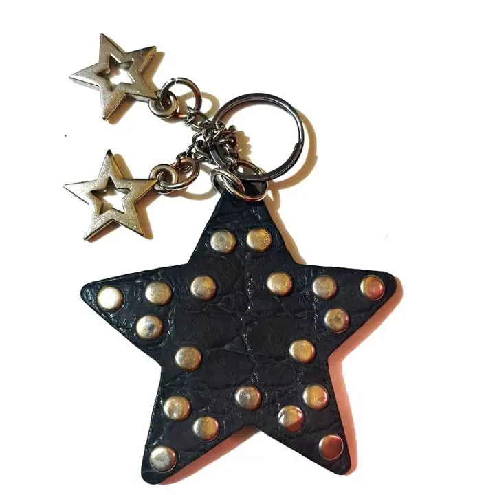 Llavero Estrellas con Tachas Ecocuero Metal 8cms Cartera Negro