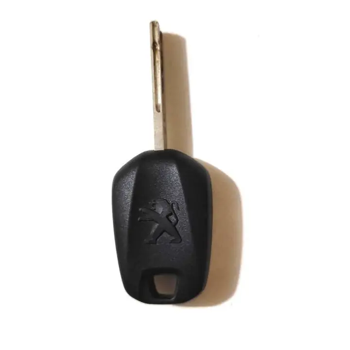 Carcasa Llave Peugeot 208 2008 Lisa sin Botones Repuesto usada