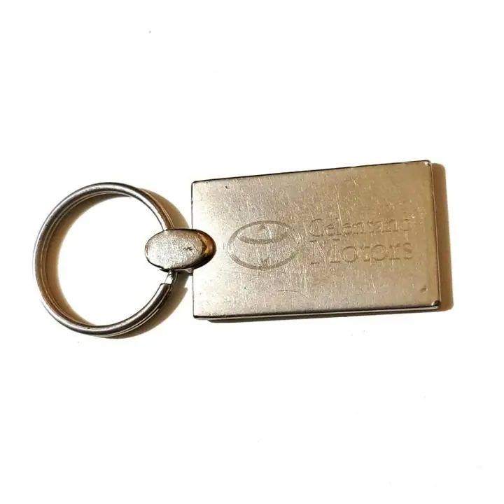 Llavero Toyota de Metal Concesionaria Celentano Corolla hilux yaris sw4 rav4