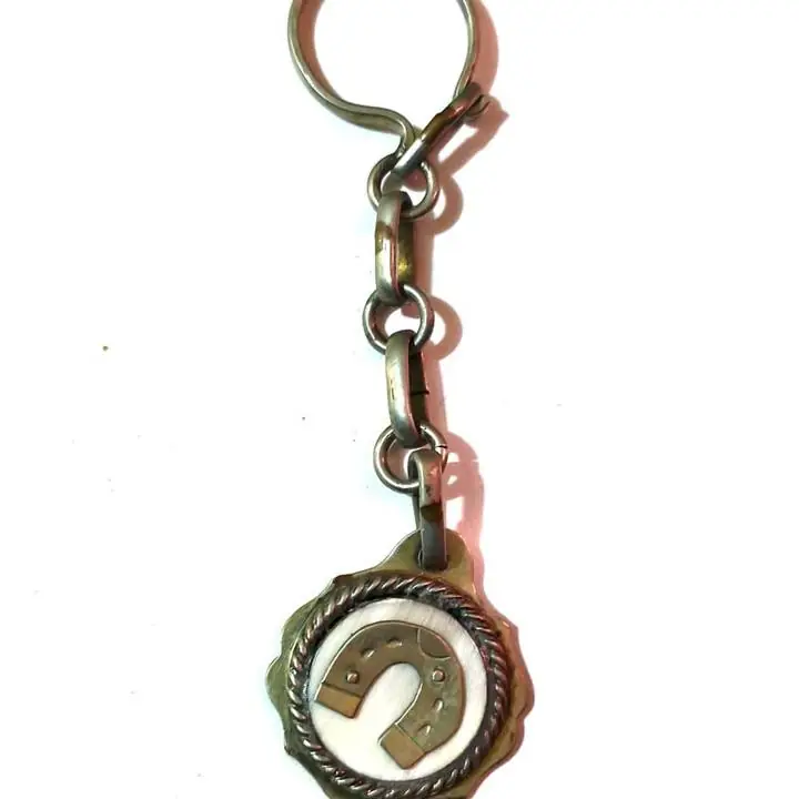 Llavero Herradura de la Buena Suerte Campo Usado 8cms Metal Plateado usado