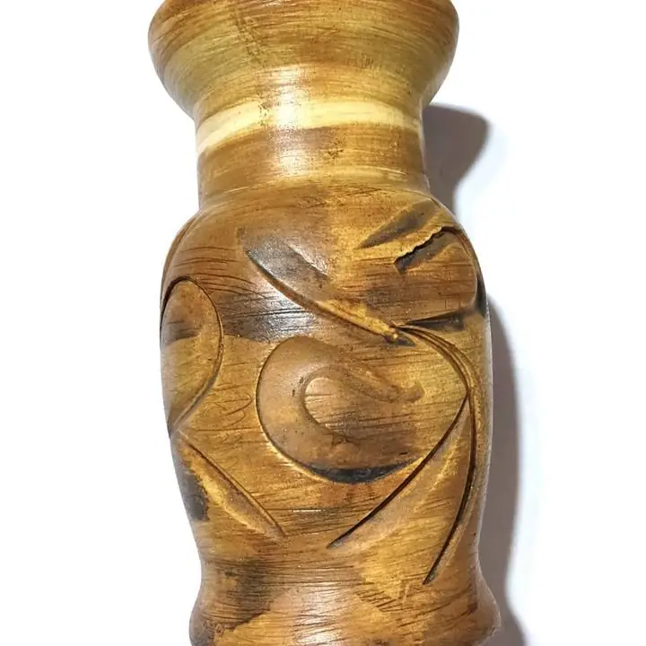 Florero Jarron de Ceramica Artesanal Beige 21cms Moda Deco usado retro vintage