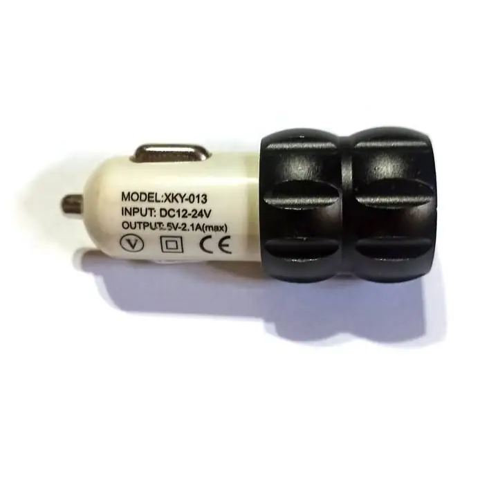 Cargador para Auto Celular Gps 12v 5v 2,1a Usb Usado 2 Bocas usado