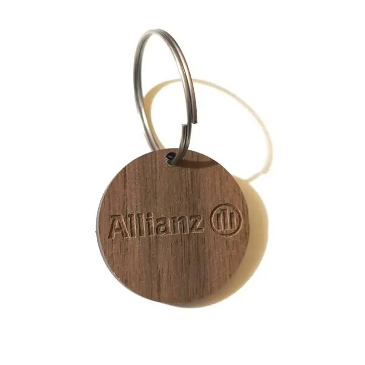 Llavero de Madera Allianz Hogar Auto Oficina Decoracion usado