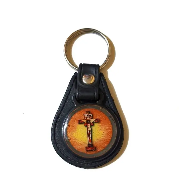Llavero Jesus Cruz Crucifijo Proteccion Hogar Llaves Auto