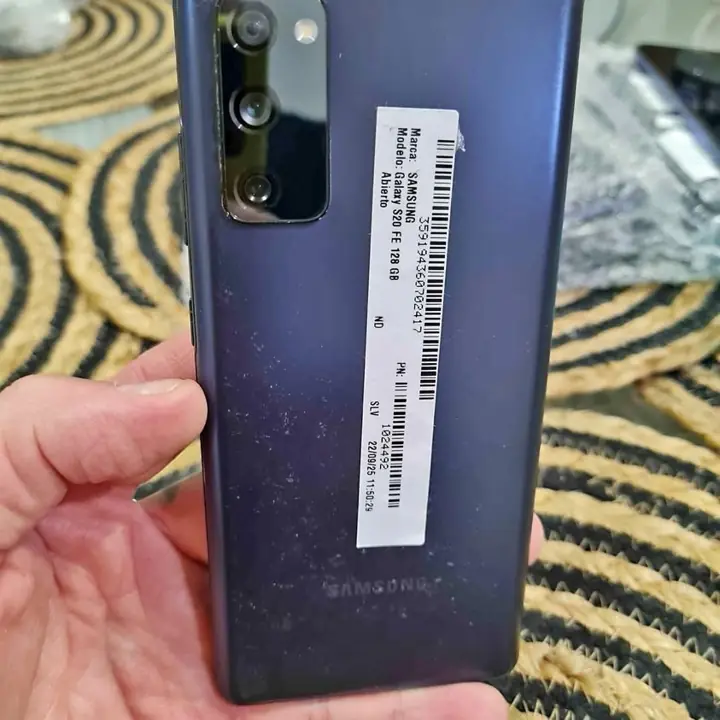 Samsung S20 fe azul 128GB libre de fabrica caba