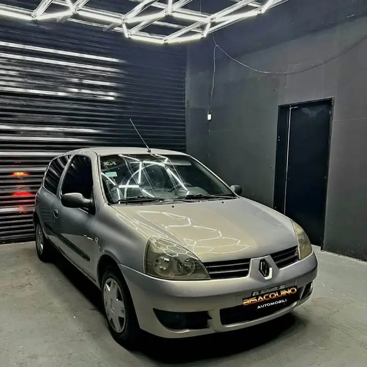 Renault clio authentik 2006