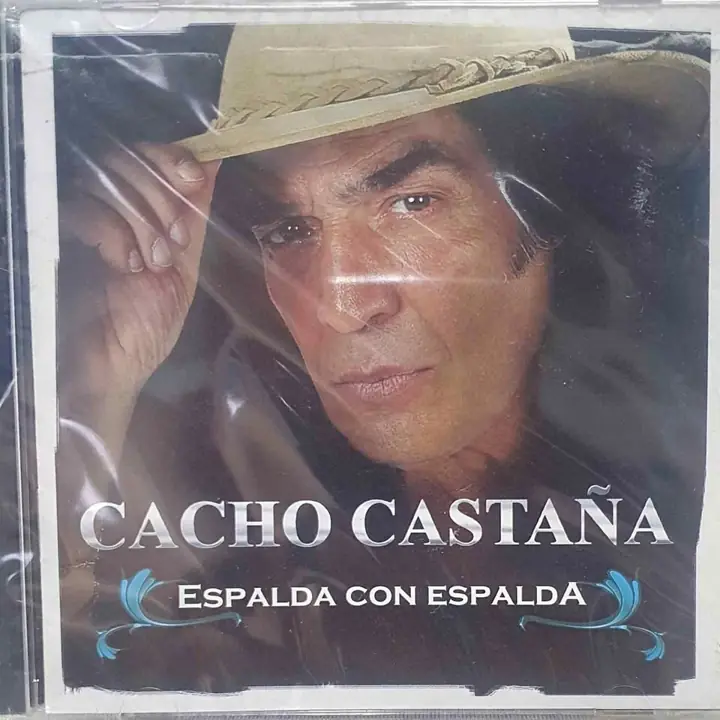 Cd Cacho Castaña Espalda con espalda cerrado