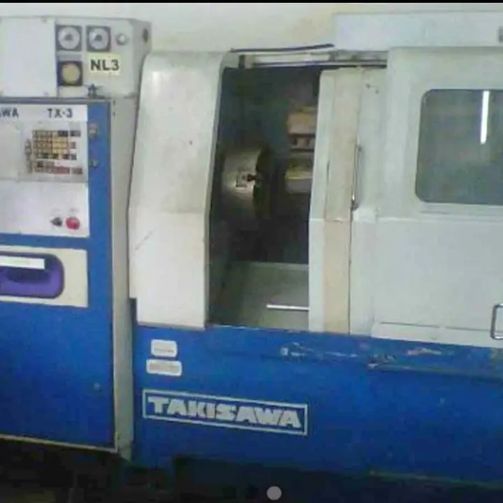 Torno Takisawa CNC de 1000 mm x 410 mm control fanuc