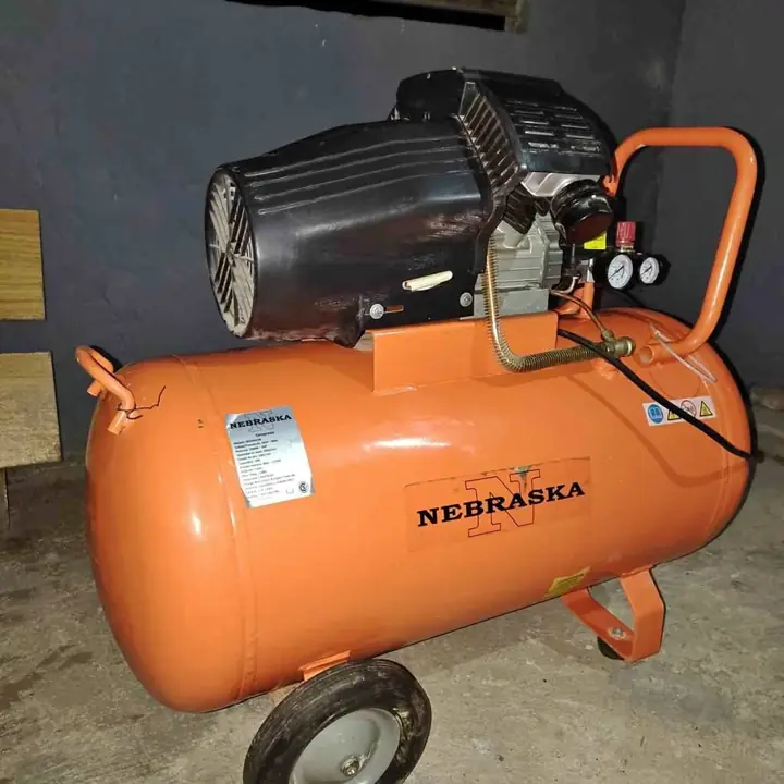 Compresor de aire NEBRASKA de 3 hp 100 litros JUMA Maquinarias