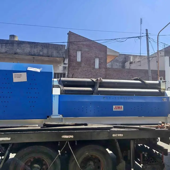 Cilindradora de chapa de 3200 mm x 12 mm JUMA Maquinarias