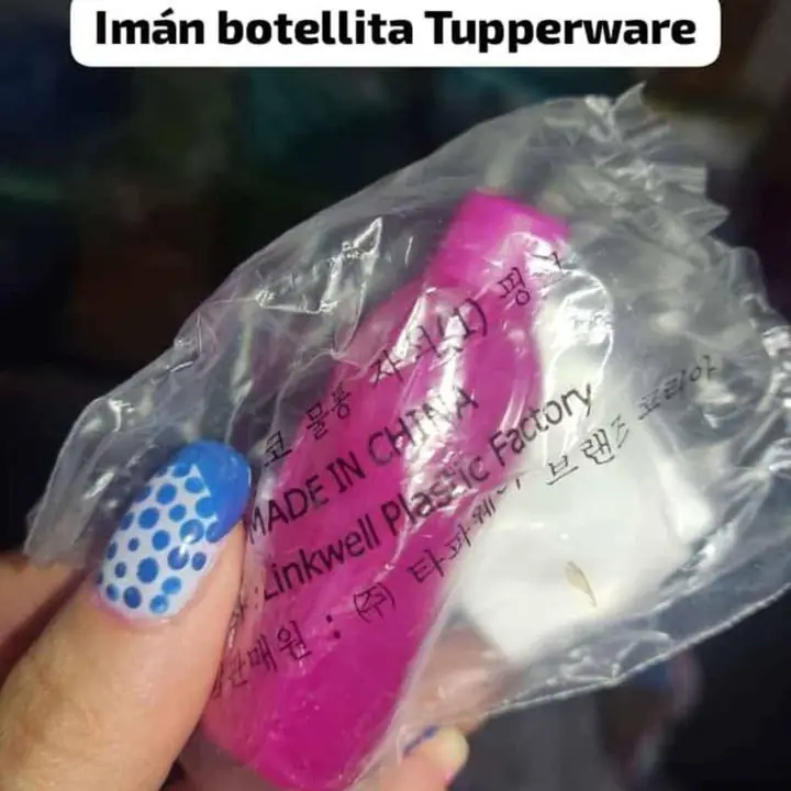 Imán botellita Tupperware