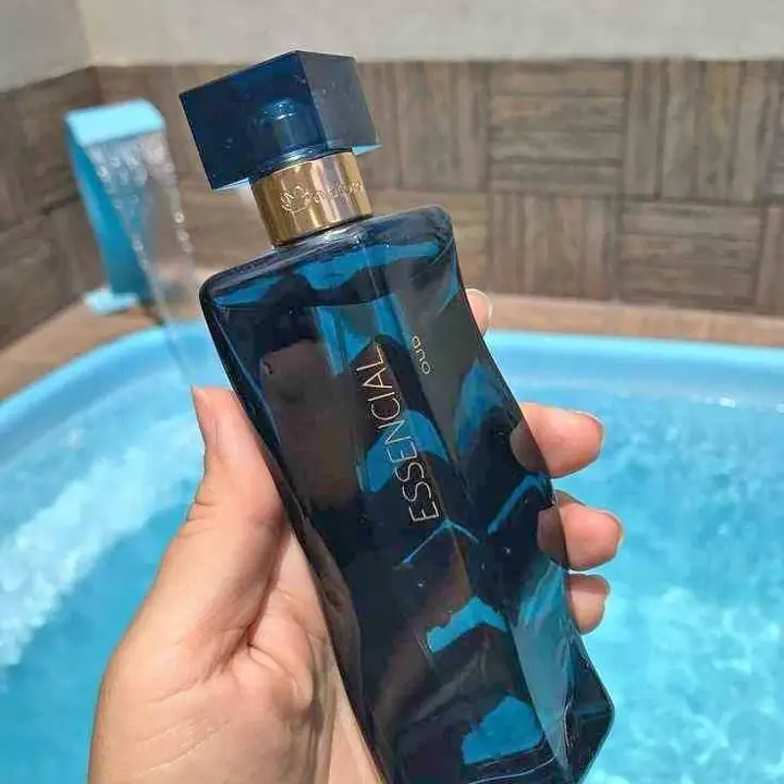 Perfume Essencial Oud vto 3/24