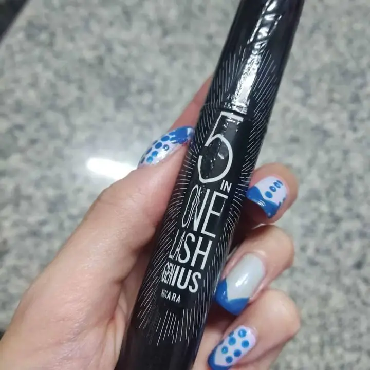 Máscara de pestañas 5 en 1 Avon vto 5/24
