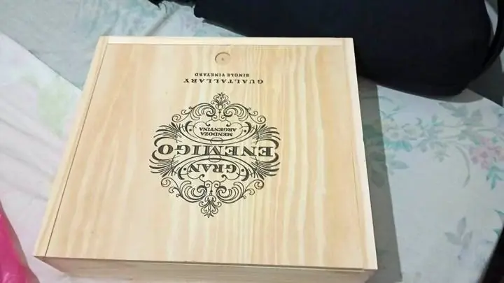 Caja de vino Gran enemigo pto 100