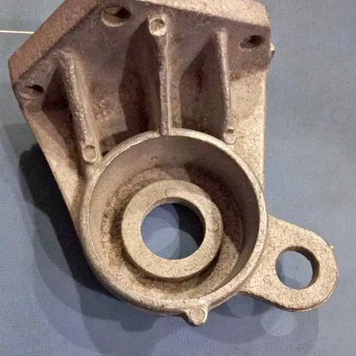 Fiat 133 soporte motor nuevo