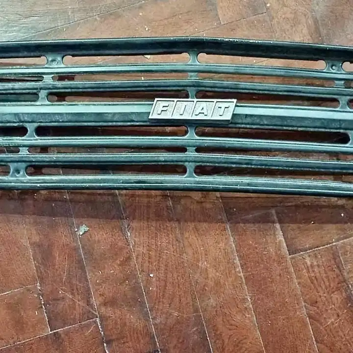 Fiat 128 berlina parrilla aluminio nueva