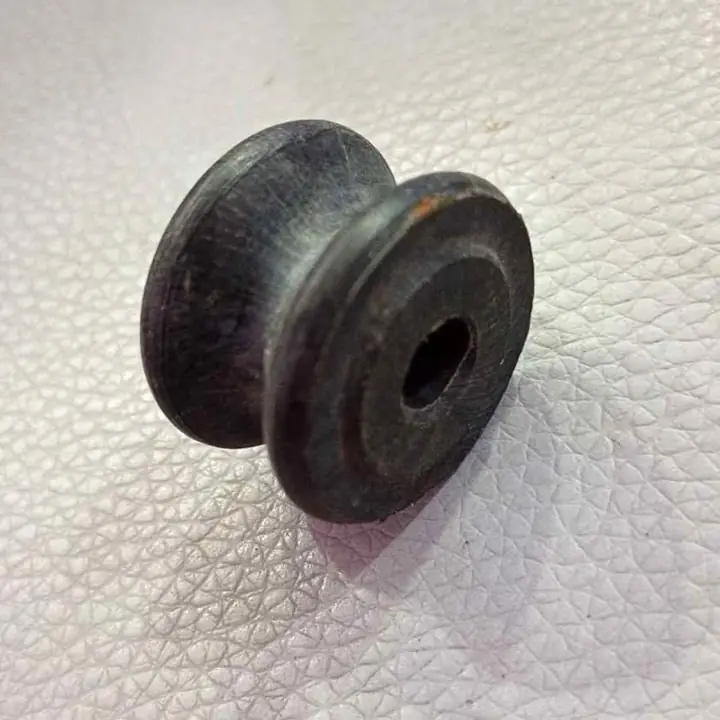 Fiat 128 plástico tope tensor capot motor