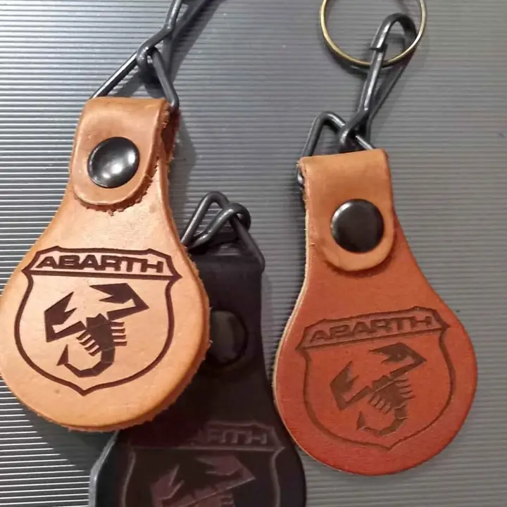 Abarth llavero cuero