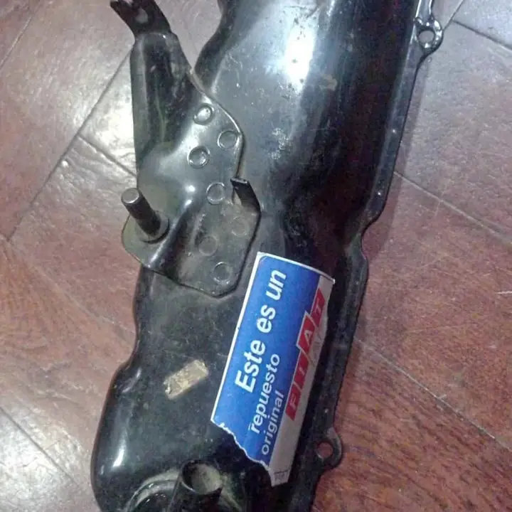 Fiat 133 tapa valvulas nueva
