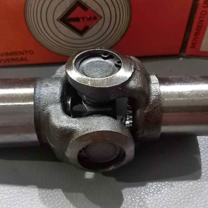 Peugeot 404 504 cruceta cardanica en caja