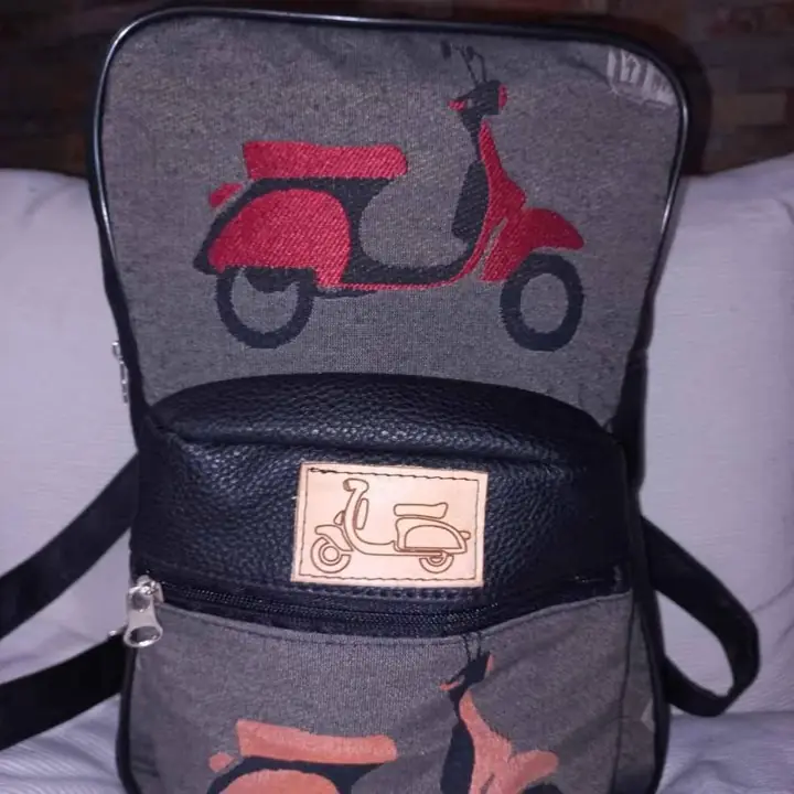 Vespa scooter mochila