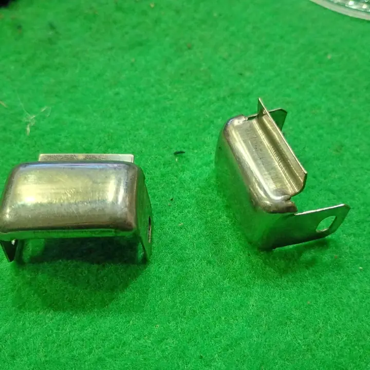 Fiat 1500 berlina embellecedor moldura parante central x 2