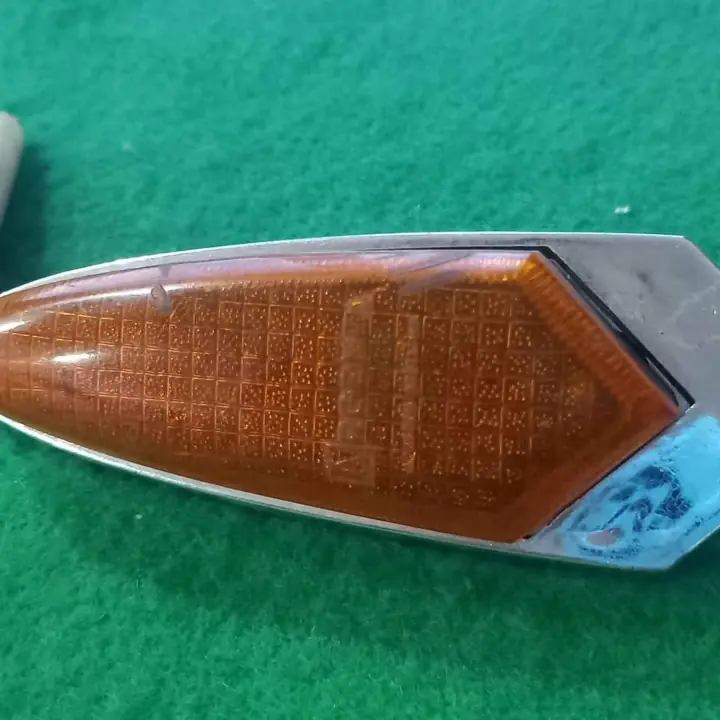 Fiat 125 berlina luz giro guardabarro
