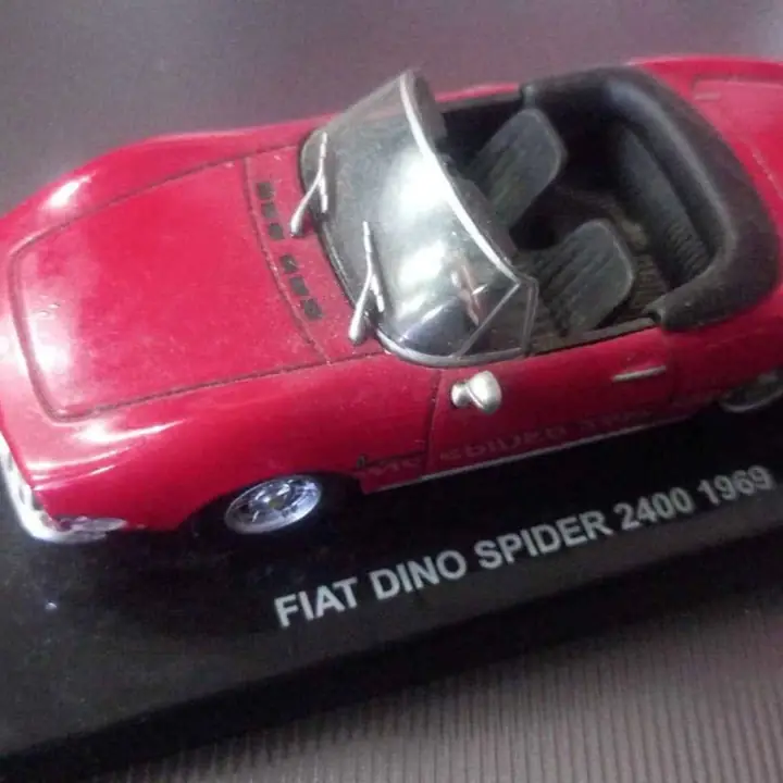 Fiat dino spider escala 1/43