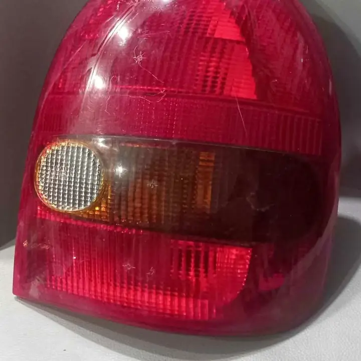 Chevrolet corsa 1994-99 faro trasero derecho original