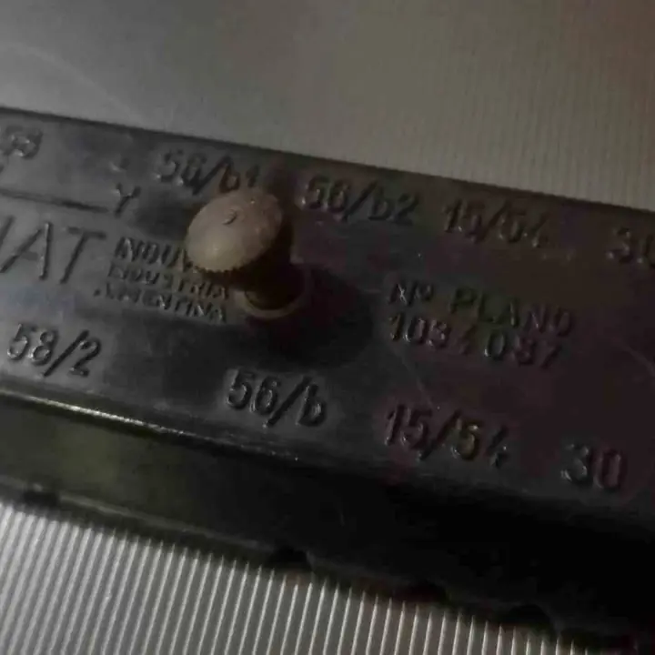 Fiat 600 800 tapa fusiblera original