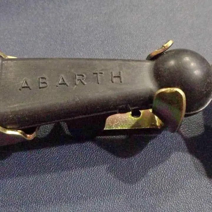 Abarth 1000 850 gancho goma
