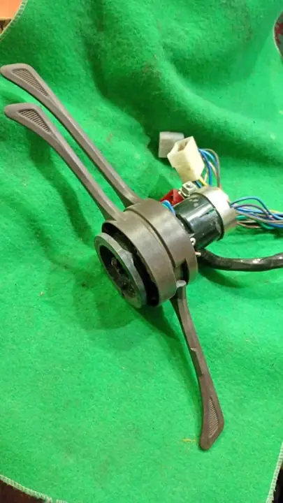 Fiat 147 Spazio llave luces Vuarram marrón