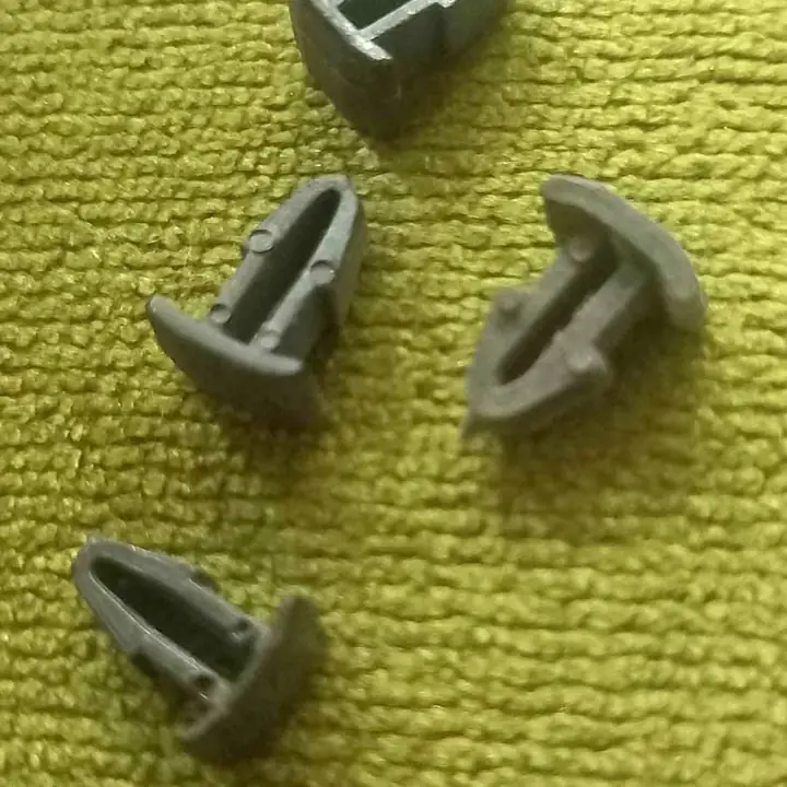 Fiat 128 berlina grampas rejilla ventilacion x 4