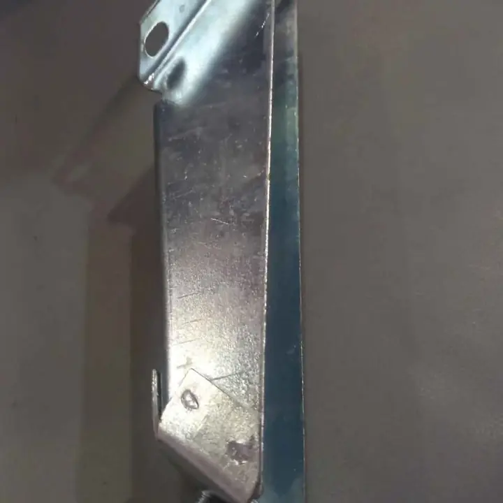 Fiat 600 soporte traversa lado conductor
