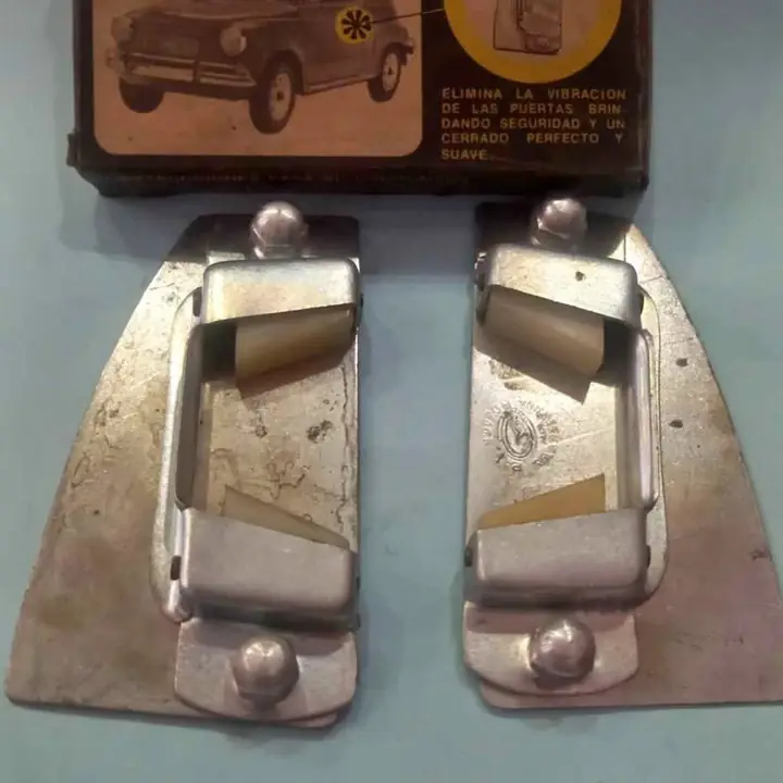 Fiat 600 R reforma antivibrador cerradura puerta