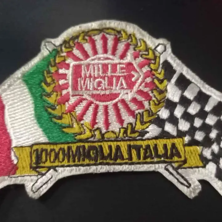 Mille miglia italia escudo bordado