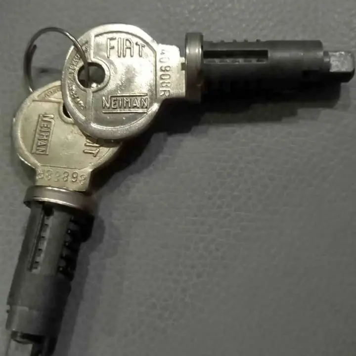 Fiat 1500 cilindros manija puertas originales