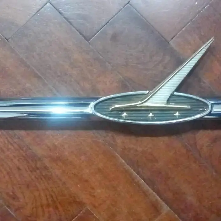 Ford Falcon Flecha Guardabarro Moldura