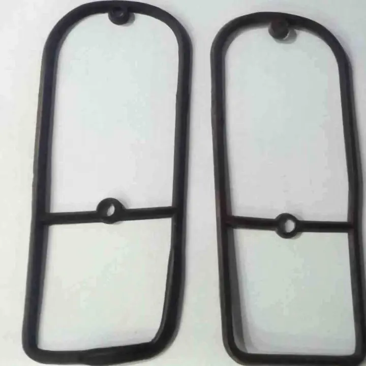 Fiat 600 guarnicion plastica faro trasero x 2
