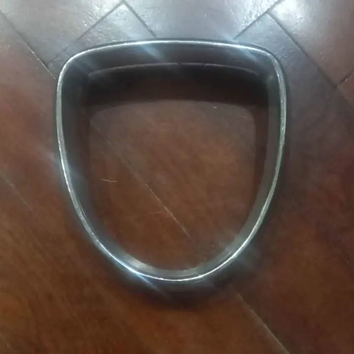 Fiat 1500 Embellecedor Parrilla Trompa