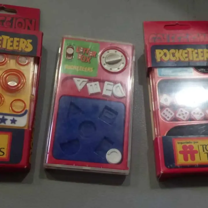 Pocketeers top toys x unidad