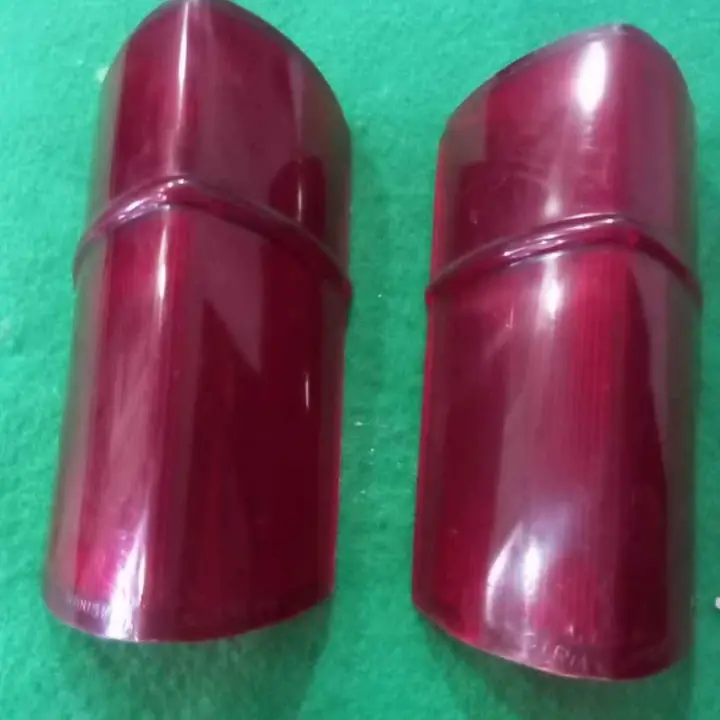 Peugeot 404 acrilicos traseros rojos marca AISA