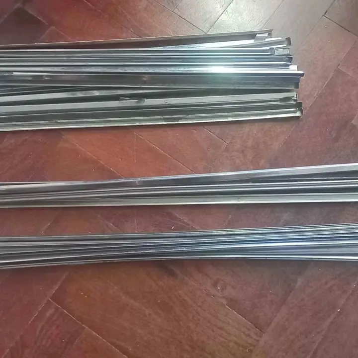 Fiat 125 berlina molduras nuevas