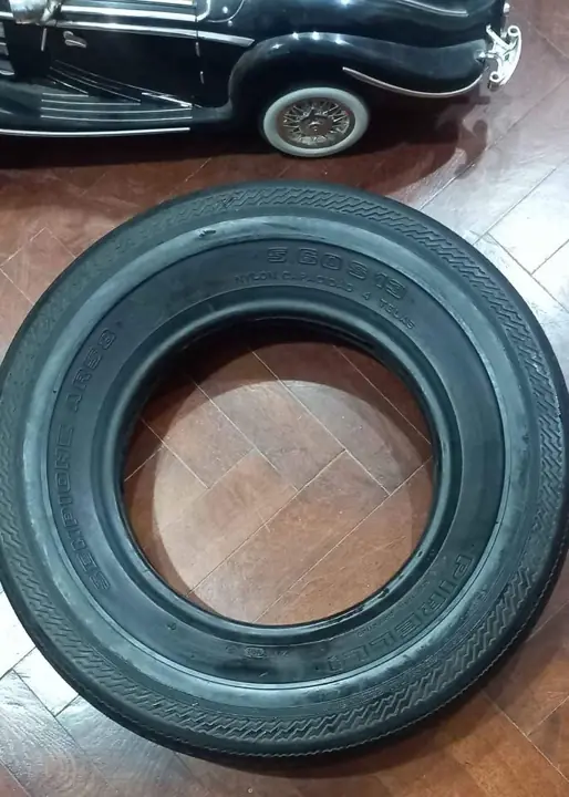 Fiat 1500 Neumaticos Pirelli 5.60 13 nuevos x unidad