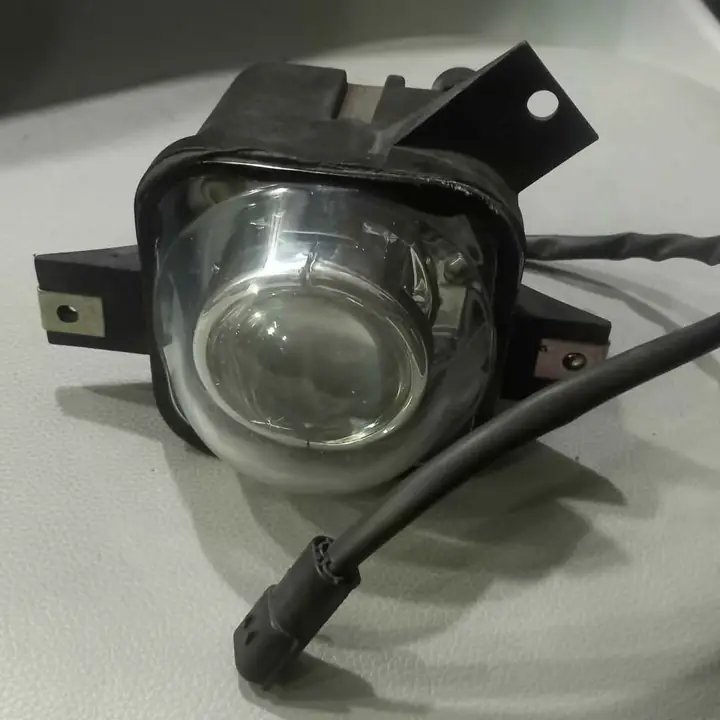 Vw gol 1999-2005 faro auxiliar derecho