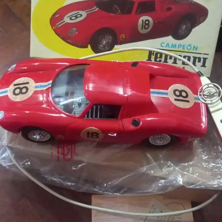 Ferrari Antiguo Juguete 40 Cm