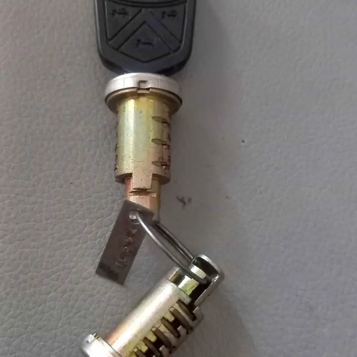 Ford taunus 74- 81 cilindros puerta nuevos con llave