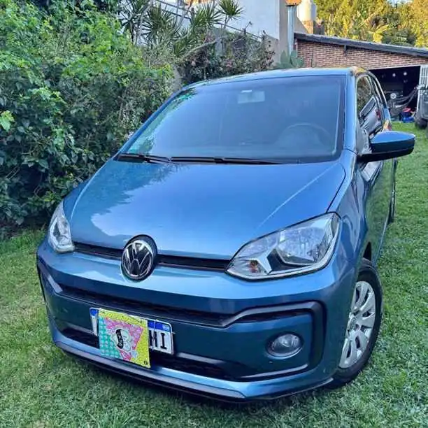 Volkswagen up move impecable año 2017/89 mil km valor en dólares o al cambio del día