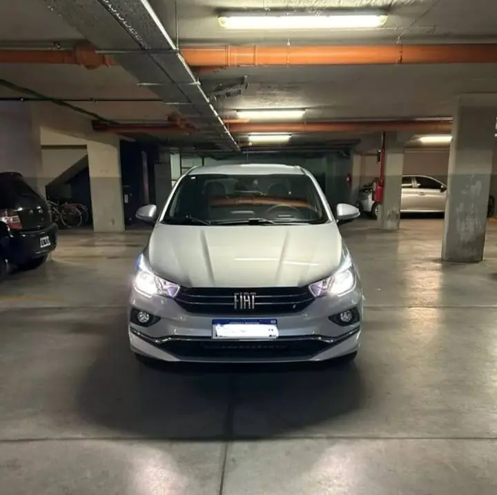 Remato 3.000.000$ y cuotas Fiat cronos